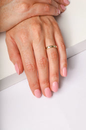 18ct Yellow Gold Whitby Jet Diamond 3mm Wedding Band Ring, R1198_3.