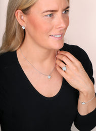 9ct Rose Gold White Mother of Pearl Bloom Small Four Leaf Clover Ball Edge Chain Necklet