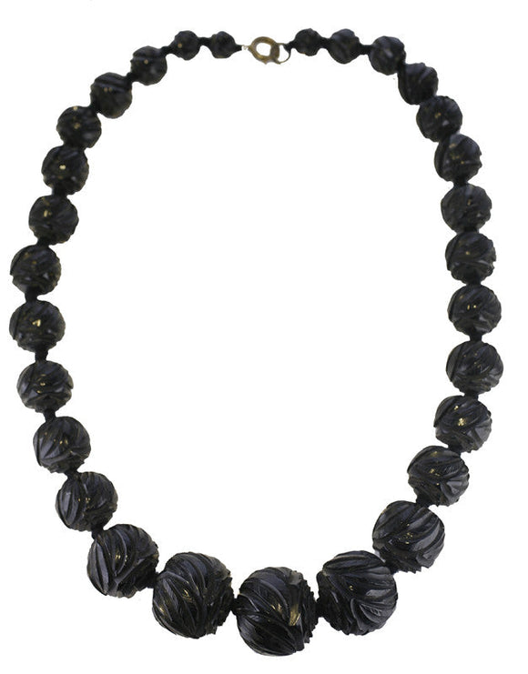 00123708 W Hamond Necklet Antique Jet Chunky Carved Graduated Round Beaded NUNQ0001176