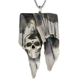 00128695 Unique Gothic Necklace Skull With Icicle Effect Silver Large PUNQ0004635